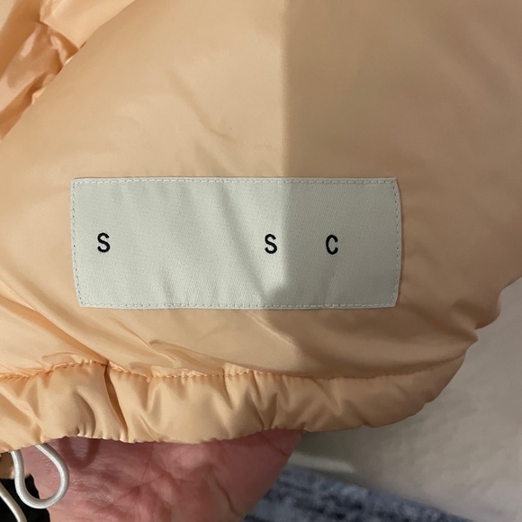 Shoreditch Ski Club Willow Short Puffer Jacket in Peach Size L NWOT - Picture 7 of 9